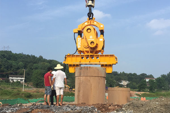 APIE Electric Vibro Pile Hammer Hydrauliczna maszyna do fundamentowania 90 Kw