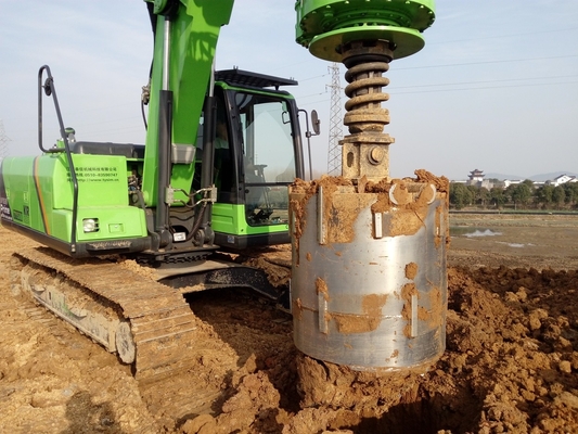 Hydrauliczna znudzona obrotowa wiertnica do układania w stosy KR50A Maksymalna głębokość 24m
