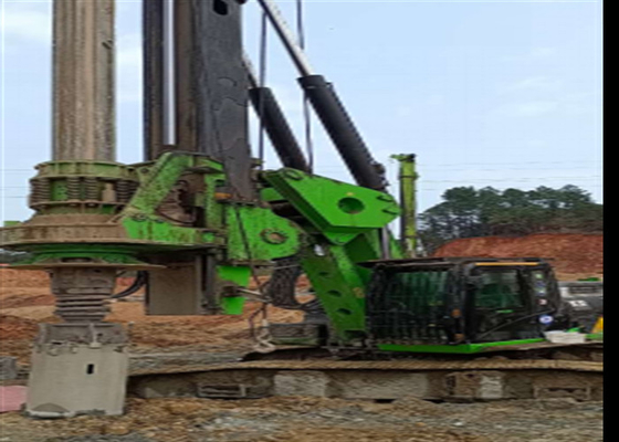 Wiertnica obrotowa 60m / min 220kNm Hydrauliczna wiertarka o małych rozmiarach